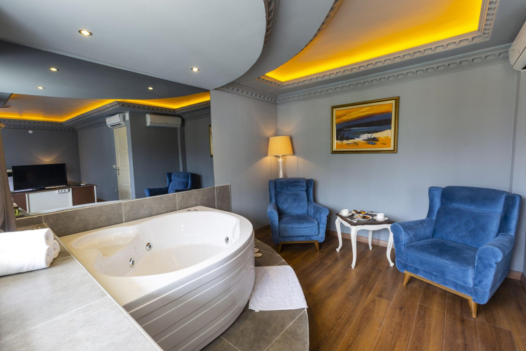 Bathroom 4, Real King Residence Hotel, Yomra