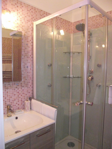 Bathroom 4, B&B Il Mare degli Dei, Messina