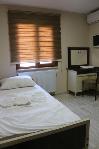 Bedroom 2, Beyoglu Huzur Hotel, Beyoğlu