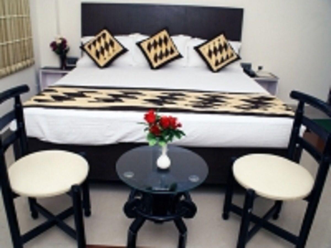 Bedroom, Hotel Prakash Palace, Varanasi