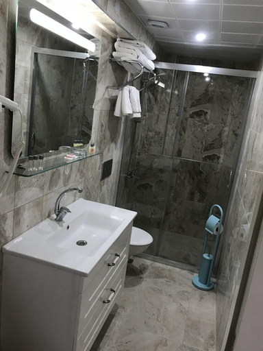 Bathroom 5, Ankara Atlantik Otel, Yenimahalle