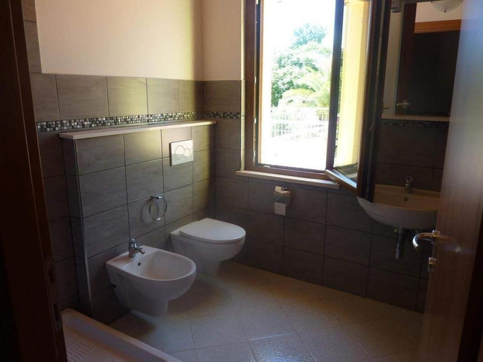 Bathroom, Il Terrazzo delle Rondini, Fermo