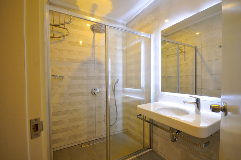 Bathroom 4, Datca Sapphire Hotel, Datça