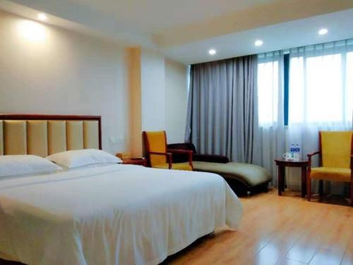 5, GreenTree Inn Jiangsu Changzhou Jinghu High-speed Rail North Station Business Hotel, Changzhou
