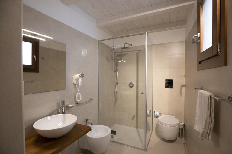 Bathroom 4, Ricordi Siciliani - Charme Rooms, Trapani