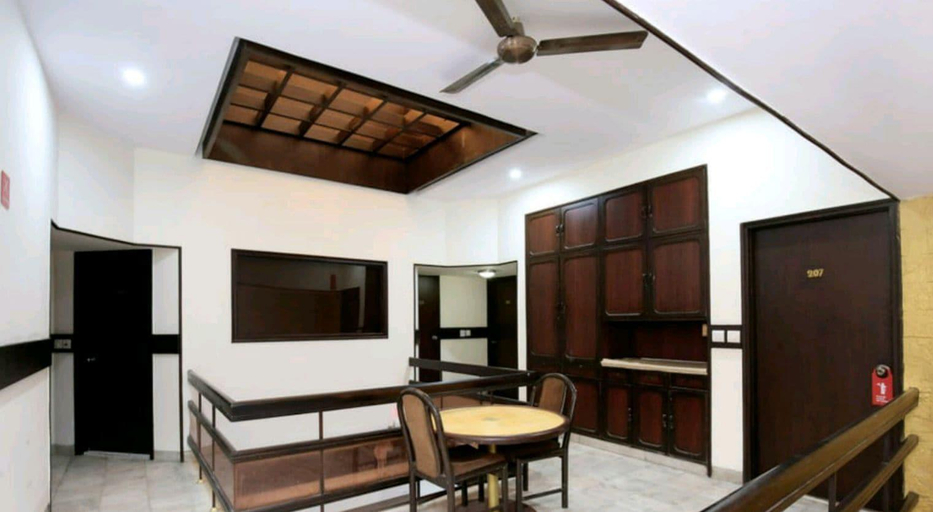 Public Area 3, South End Hotel, Chandigarh