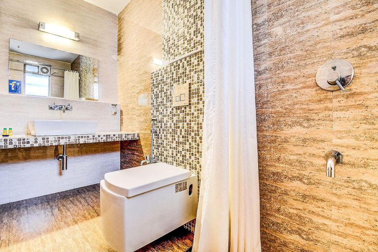 Bathroom, FabHotel Arotel Calangute Beach, North Goa