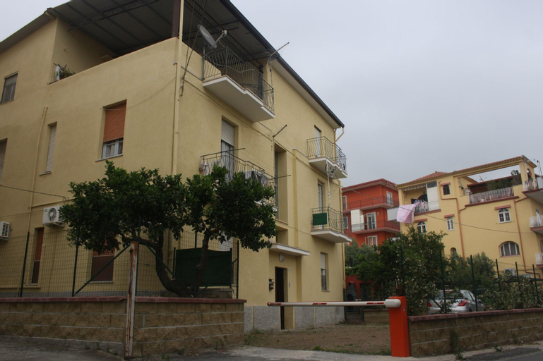 Barnet House Lamezia, Catanzaro