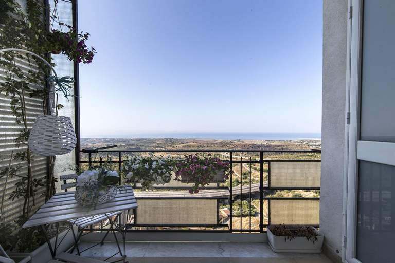 Exterior & Views 1, B&B Mirò, Agrigento