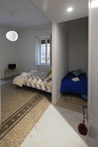 Bedroom 4, B&B Salerno, Salerno