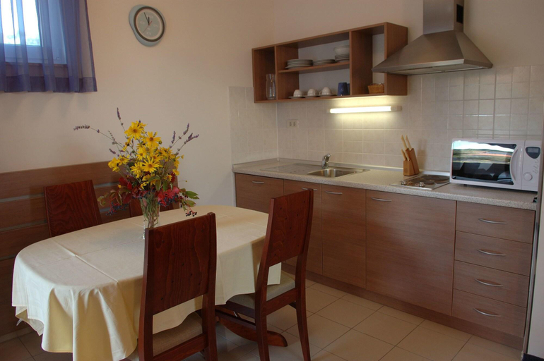 Bedroom 3, Apartmani Marija, Postira