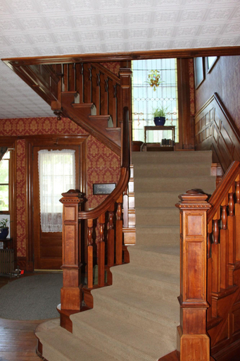 Public Area 2, Victorian Charm Inn, Bradford