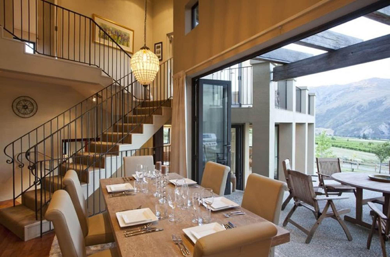 Food & Drinks 5, Gibbston House, Queenstown-Lakes
