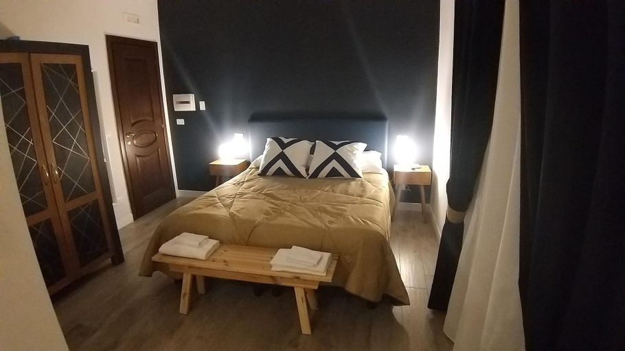 Bedroom 2, Sant'Alfonso Bed and Breakfast, Napoli