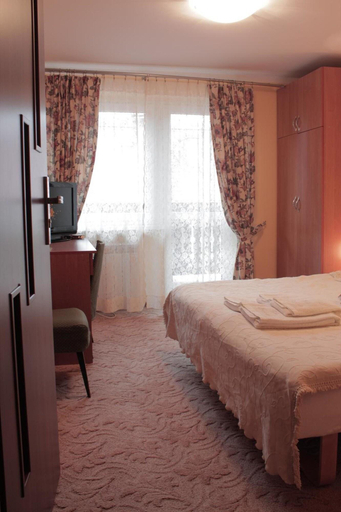 Bedroom 3, Willa Elzbieta, Jelenia Góra