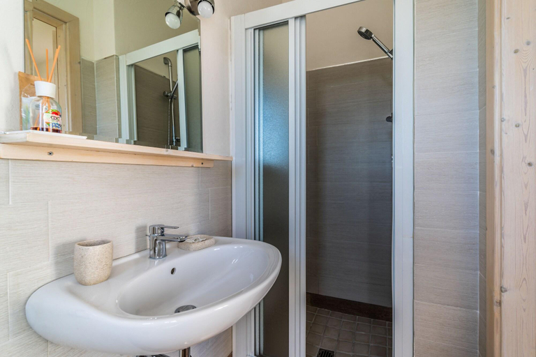 Bathroom 4, La Casa del Gelsomino, Ragusa
