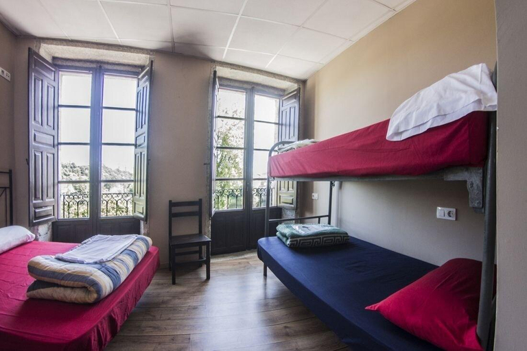 Bedroom 4, Roots and Boots, Lugo