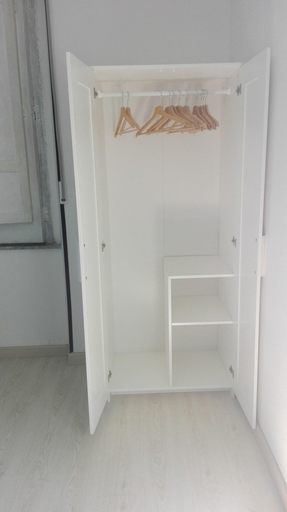 Public Area 3, Barnet House Lamezia, Catanzaro