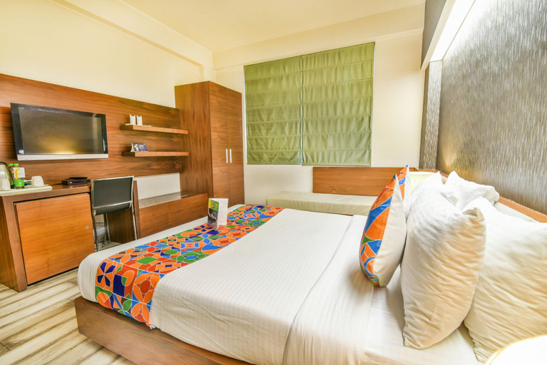 Bedroom 3, FabHotel Prime Sage, Delhi