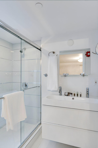 Bathroom 5, Bars B&B South Beach Miami Boutique Hotel, Miami-Dade