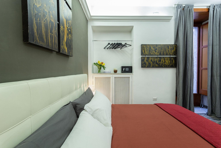 Bedroom 3, Il Ventre di Napoli Broggia, Napoli