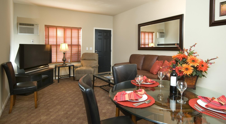 Bedroom 3, Stratford Suites Inn, Spokane