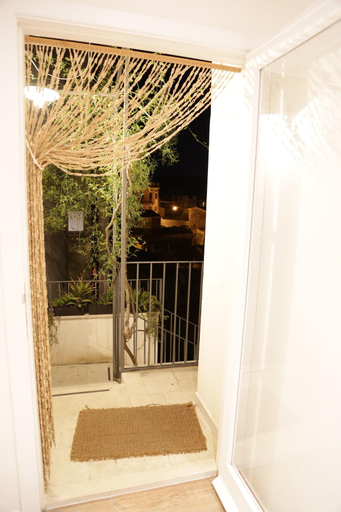 Public Area 2, La Casa del Gelsomino, Ragusa