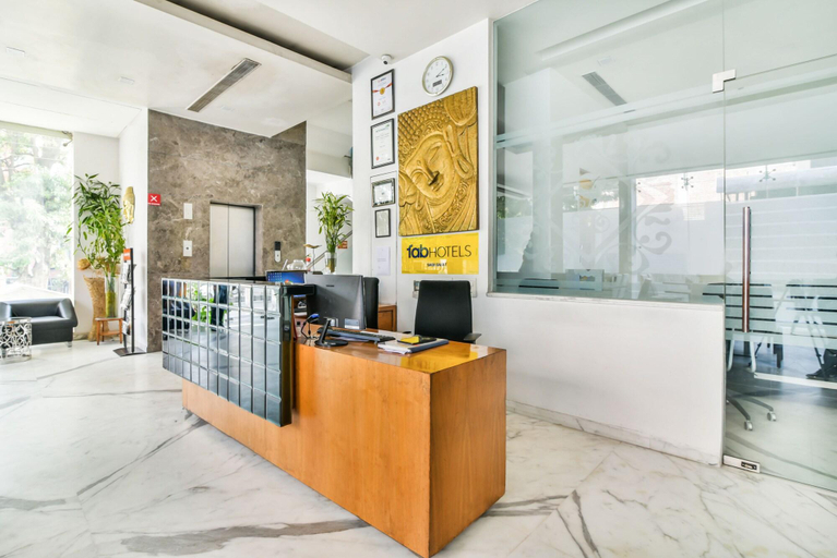 Public Area 2, FabHotel Prime Sage, Delhi