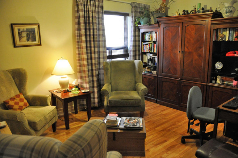 Public Area 3, Maison des Jardins B&B, Montréal