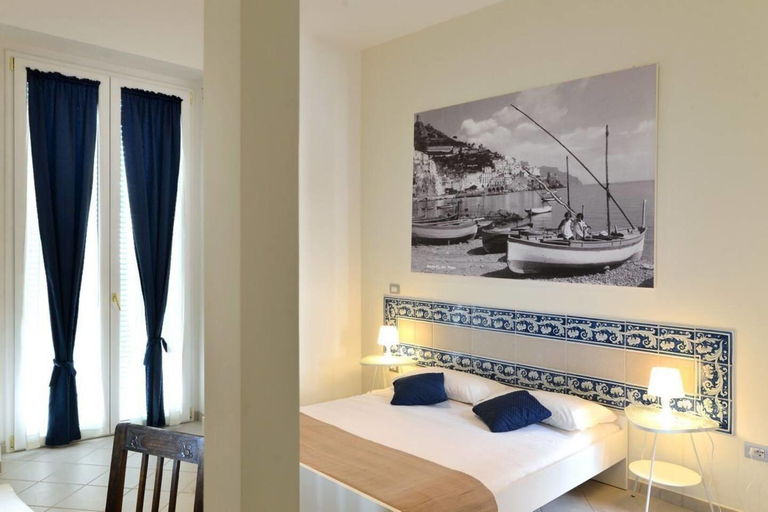 Bedroom 4, Santi e Saraceni, Salerno
