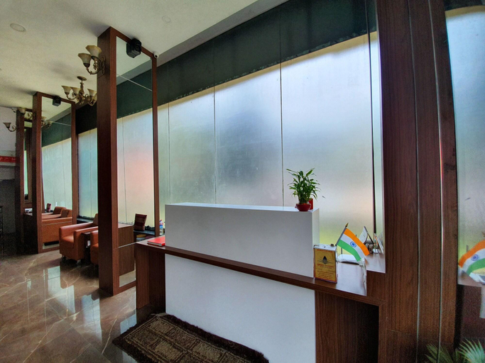 Others 4, Hotel Montana NX, Pune