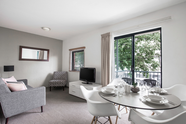 Dining Room 13