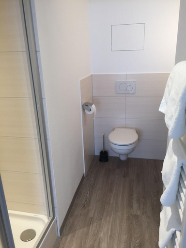 Bathroom 5, Hotel Post Viernheim UG, Bergstraße