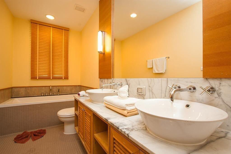 Bathroom 5, Blue Lagoon, Cha-Am