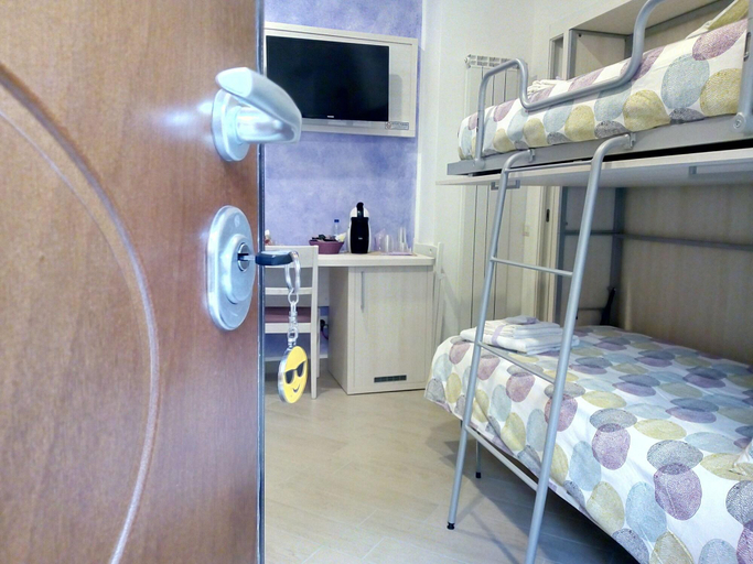 Others 5, BelSorrisoVarese - Dormire Felice Rooms&Apartments, Varese