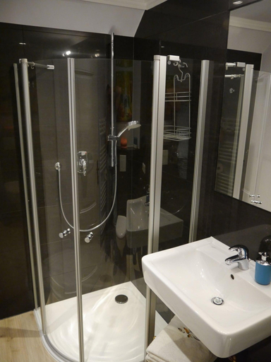 Bathroom 5, Landhaus Sonnenhut B&B, Ostholstein
