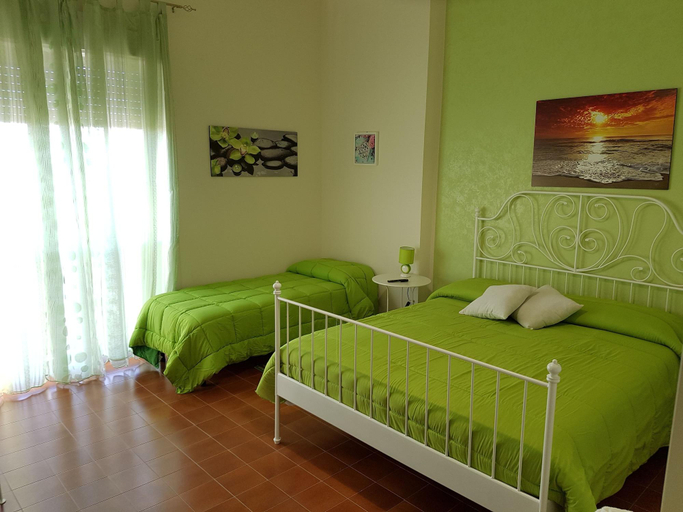 Bedroom 2, Vista sul porto, Palermo