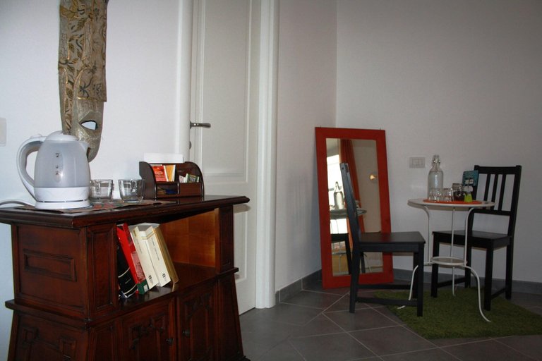 Bedroom 4, Salotto Piramide B&B, Rome