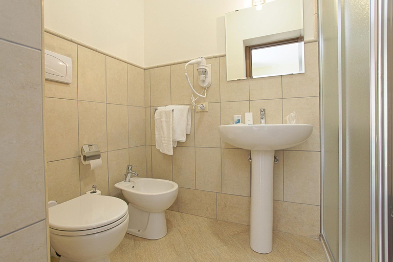 Bathroom 4, B&B Il Casale di Federico, Agrigento