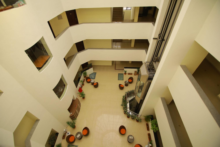 Public Area 2, Dostyk Hotels, Thiruvananthapuram