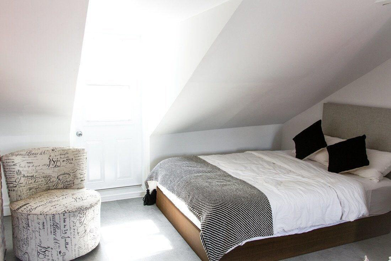 Bedroom 3, HPG Griffintown, Montréal