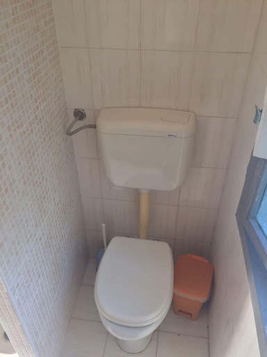 Bathroom 3, Forte Colorado, Syracuse