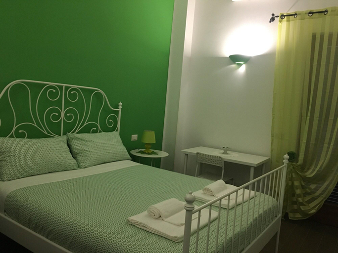 Bedroom 3, Buonocore Rooms, Napoli