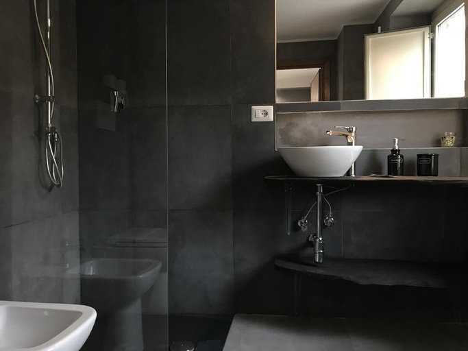 Bathroom 4, Di Martino Residence, Roma