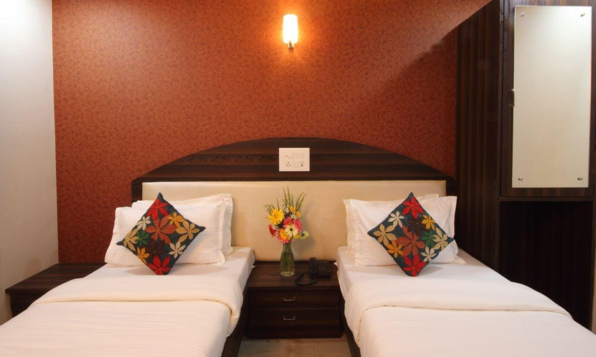 Bedroom 3, Hotel Railway Inn, Thane