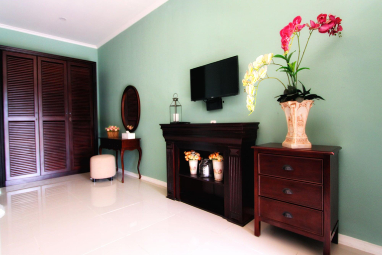 Public Area 3, Omah Madam Bed and Breakfast, Semarang