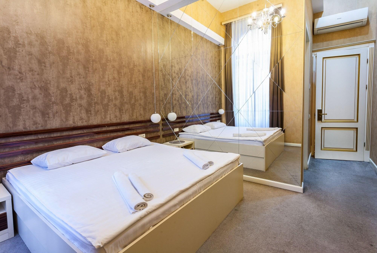 Bathroom 4, Hotel Rustaveli, Tbilisi