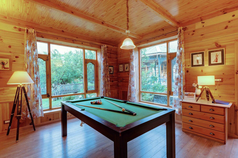 Sport & Beauty 2, Urvashi's Retreat, Kullu