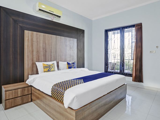 OYO 90400 Roommate, Denpasar