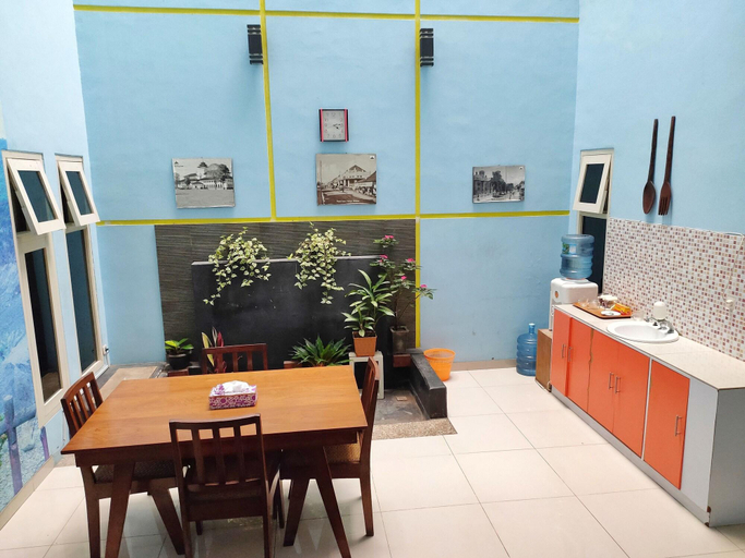 Others 3, SPOT ON 90163 Radio Backpacker Guesthouse Syariah, Bandung